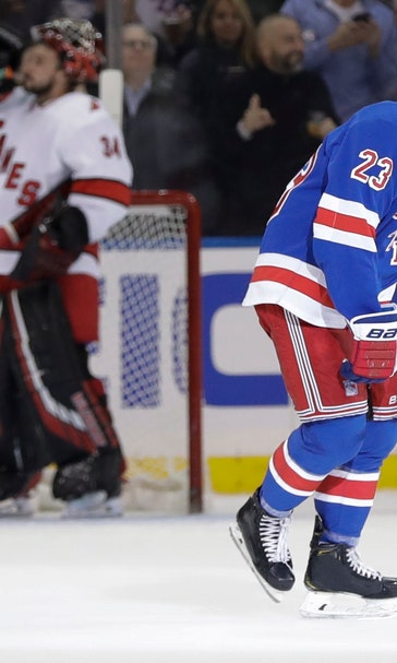 Fox, Lundqvist lead Rangers to 3-2 win over Hurricanes